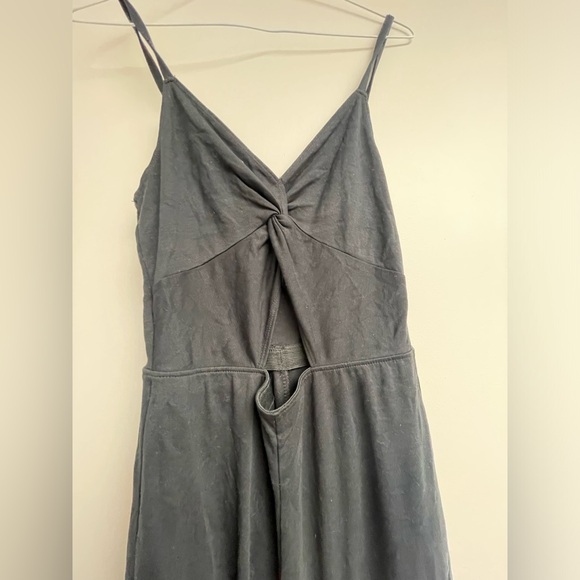 Hollister jumpsuit - Picture 2 of 10